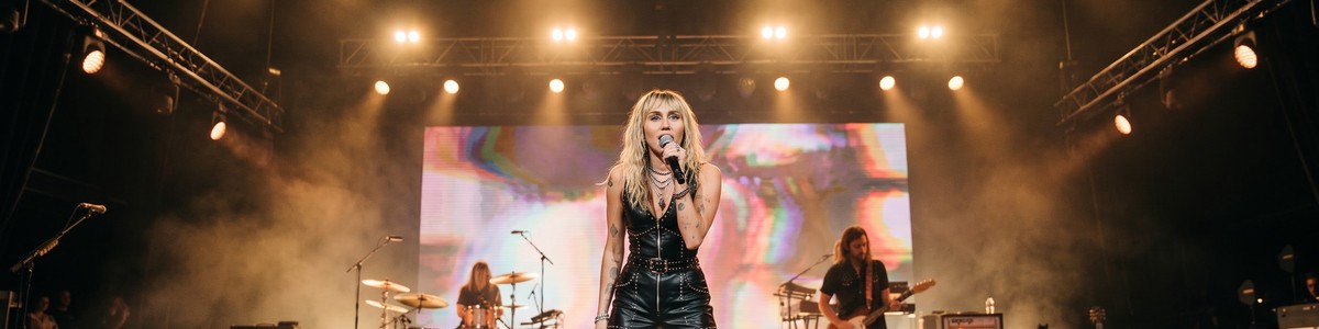 Miley Cyrus Hollywood Bowl